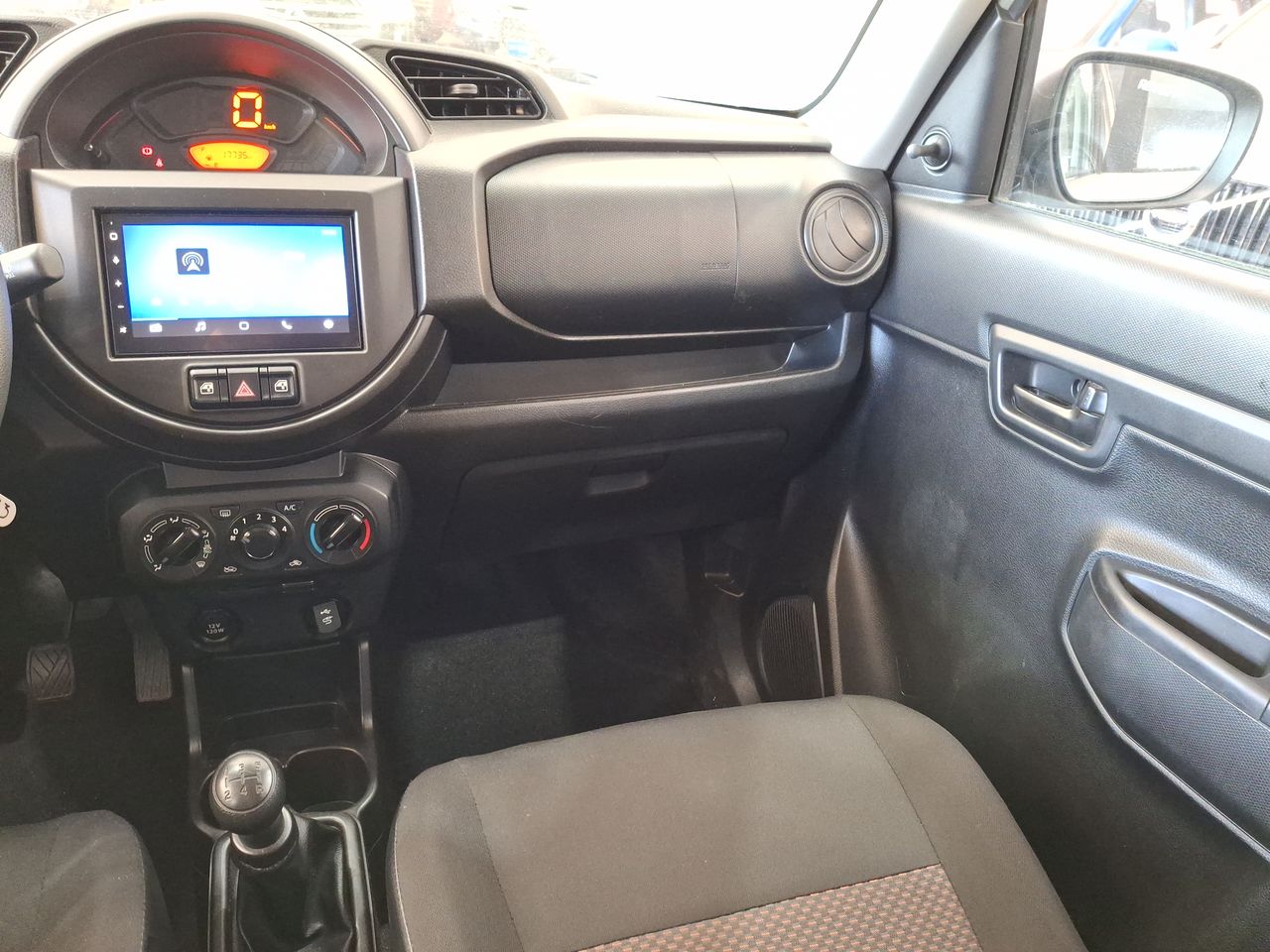 SUZUKI - 10
