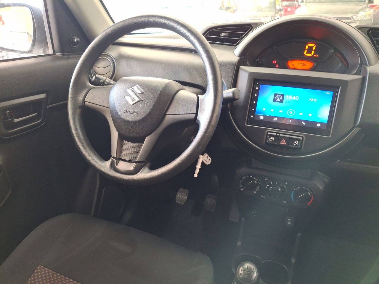 SUZUKI - 14