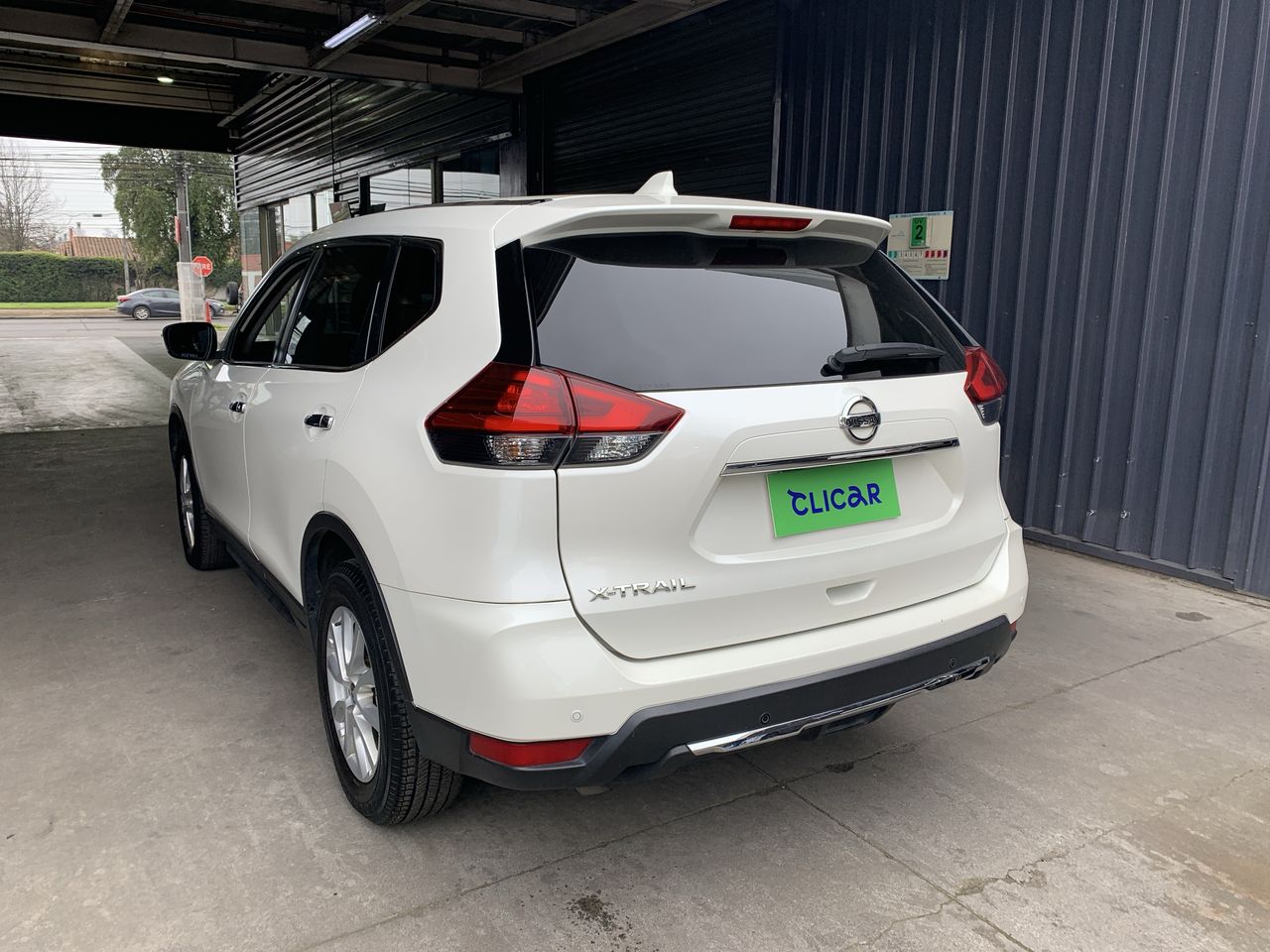 NISSAN - 8