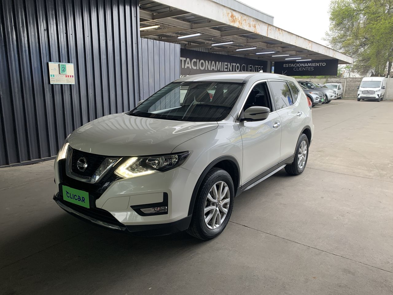 NISSAN - 6