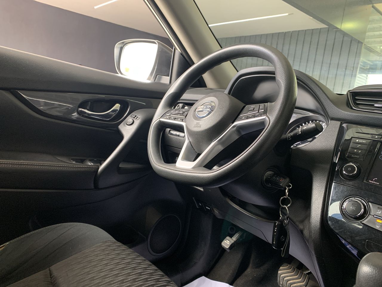 NISSAN - 15