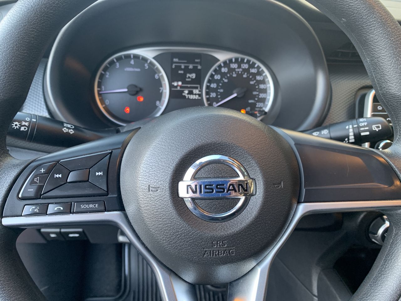 NISSAN - 25