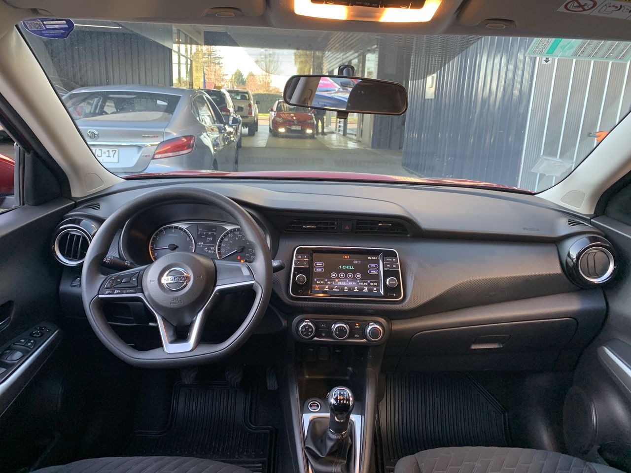 NISSAN - 16