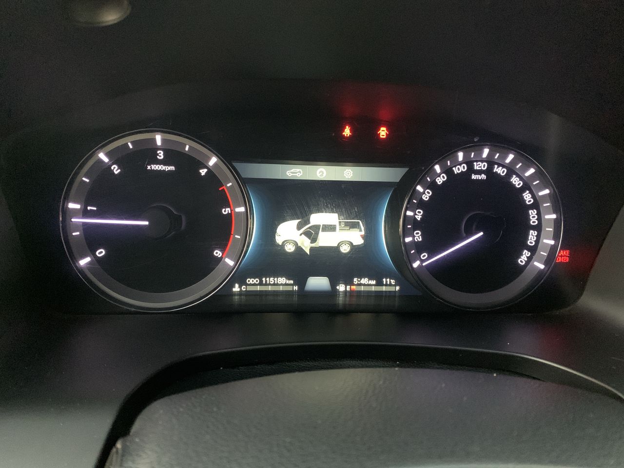 SSANGYONG - 27