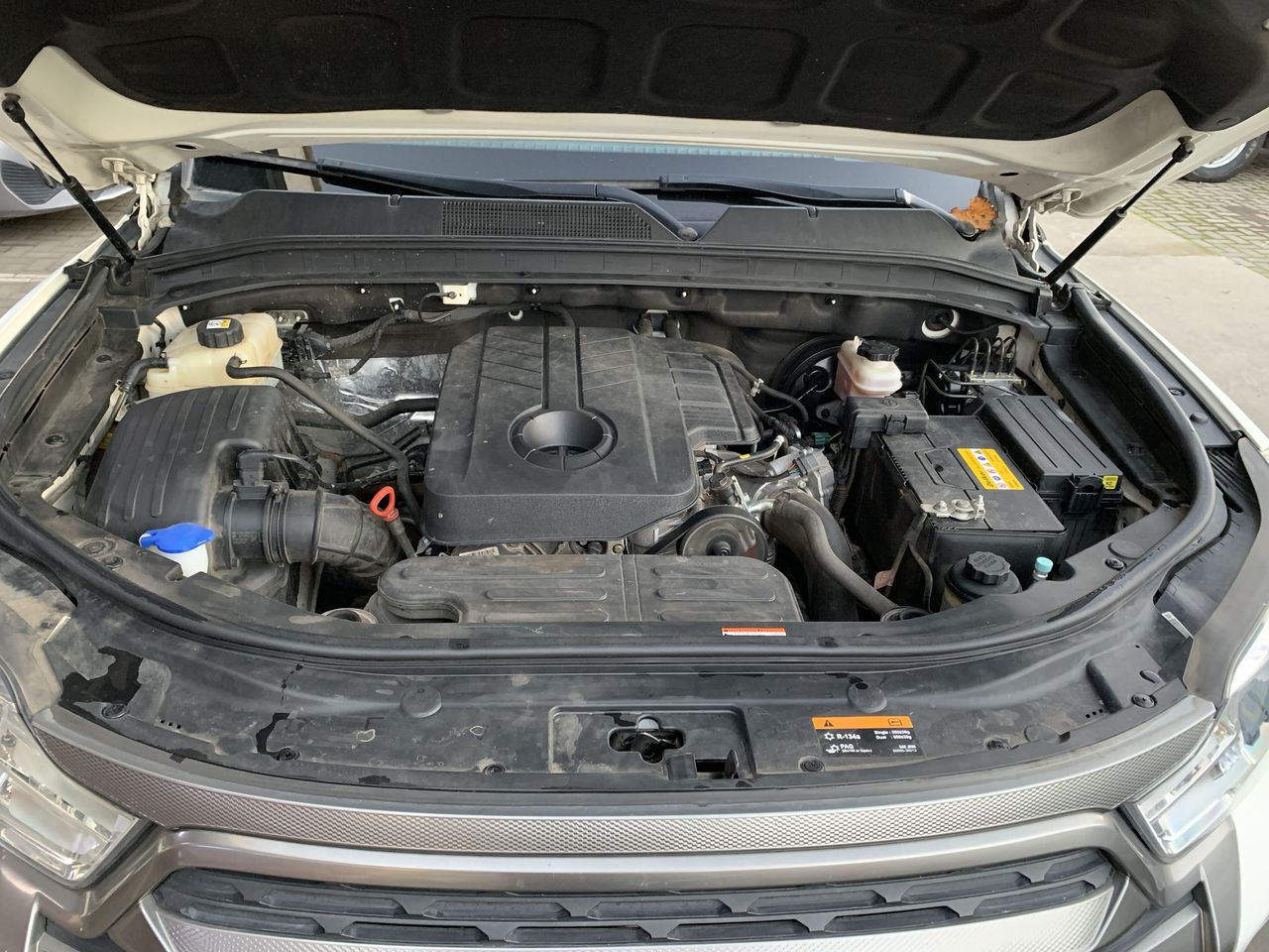 SSANGYONG - 18