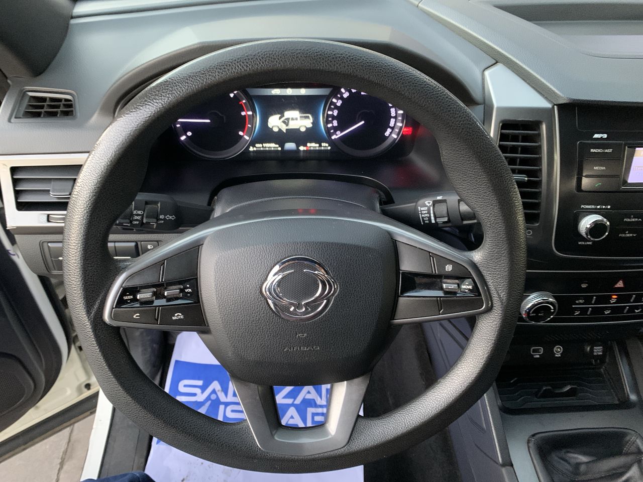 SSANGYONG - 25