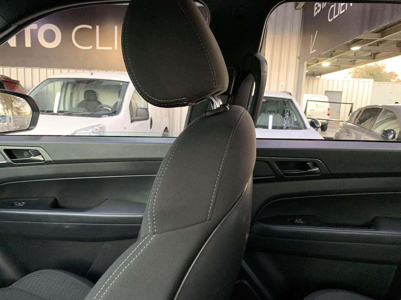 SSANGYONG - 10