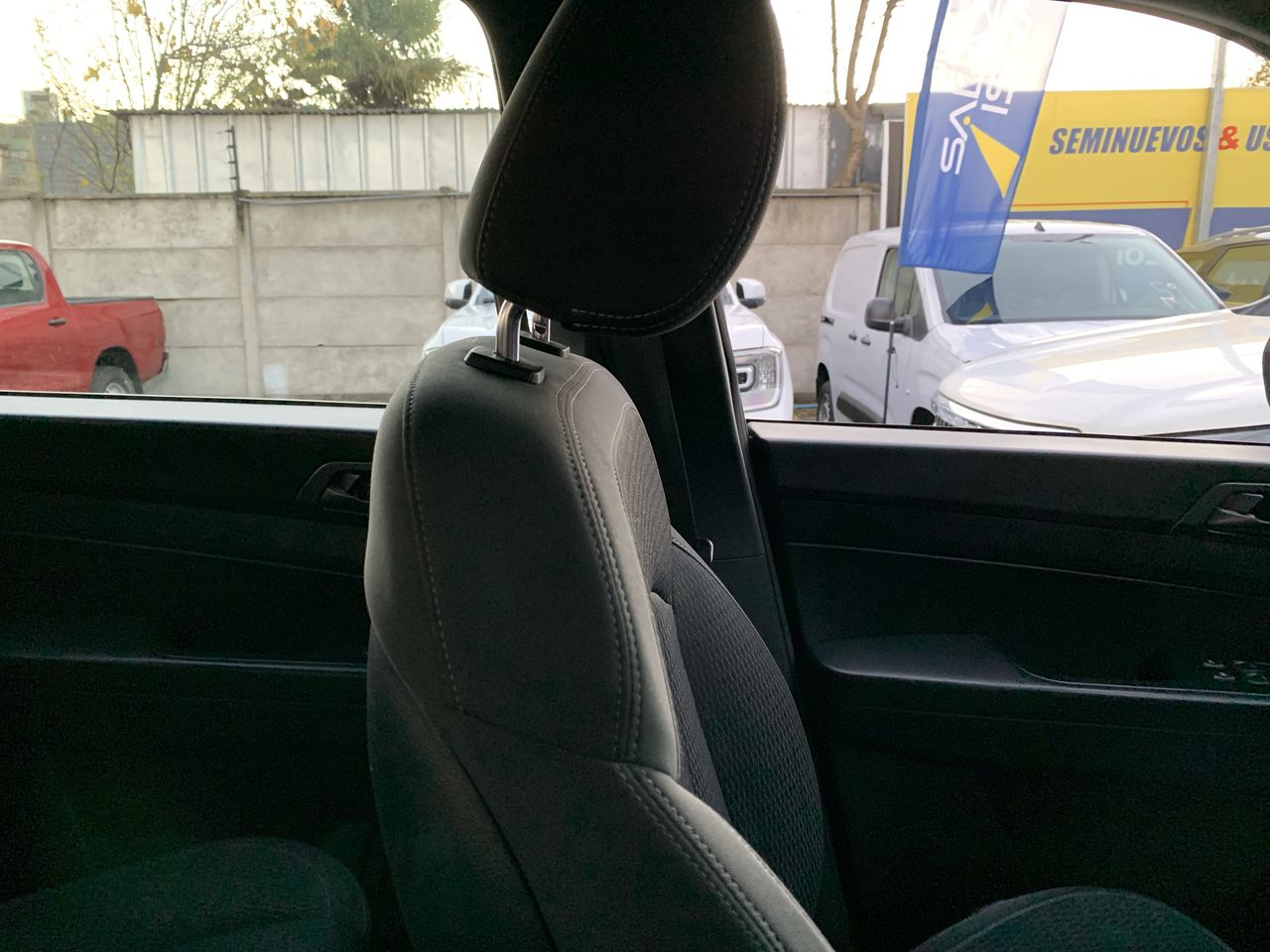 SSANGYONG - 14