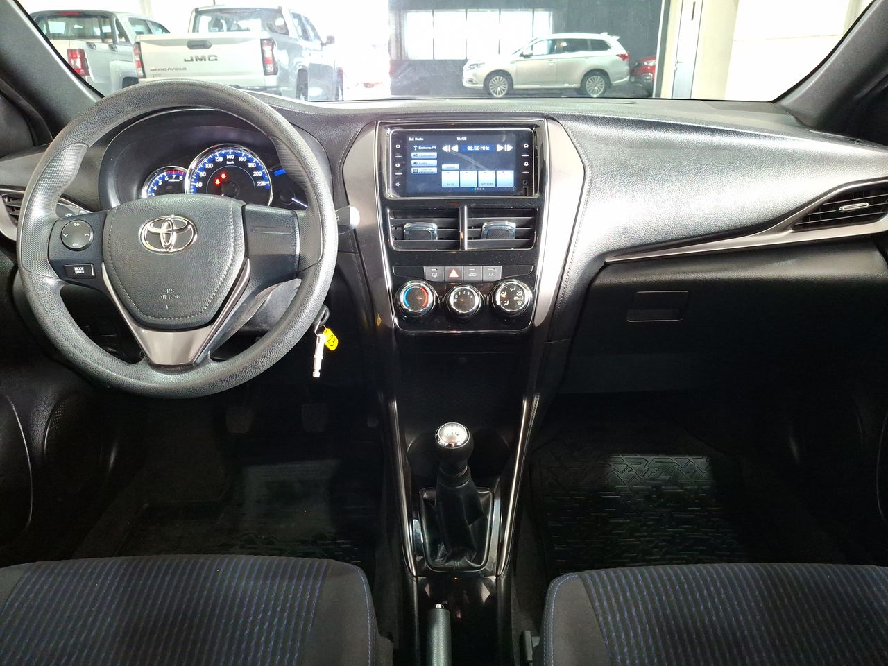 TOYOTA - 28