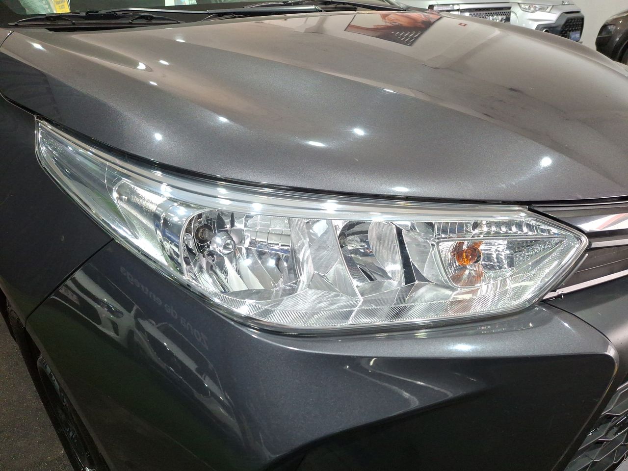 TOYOTA - 16