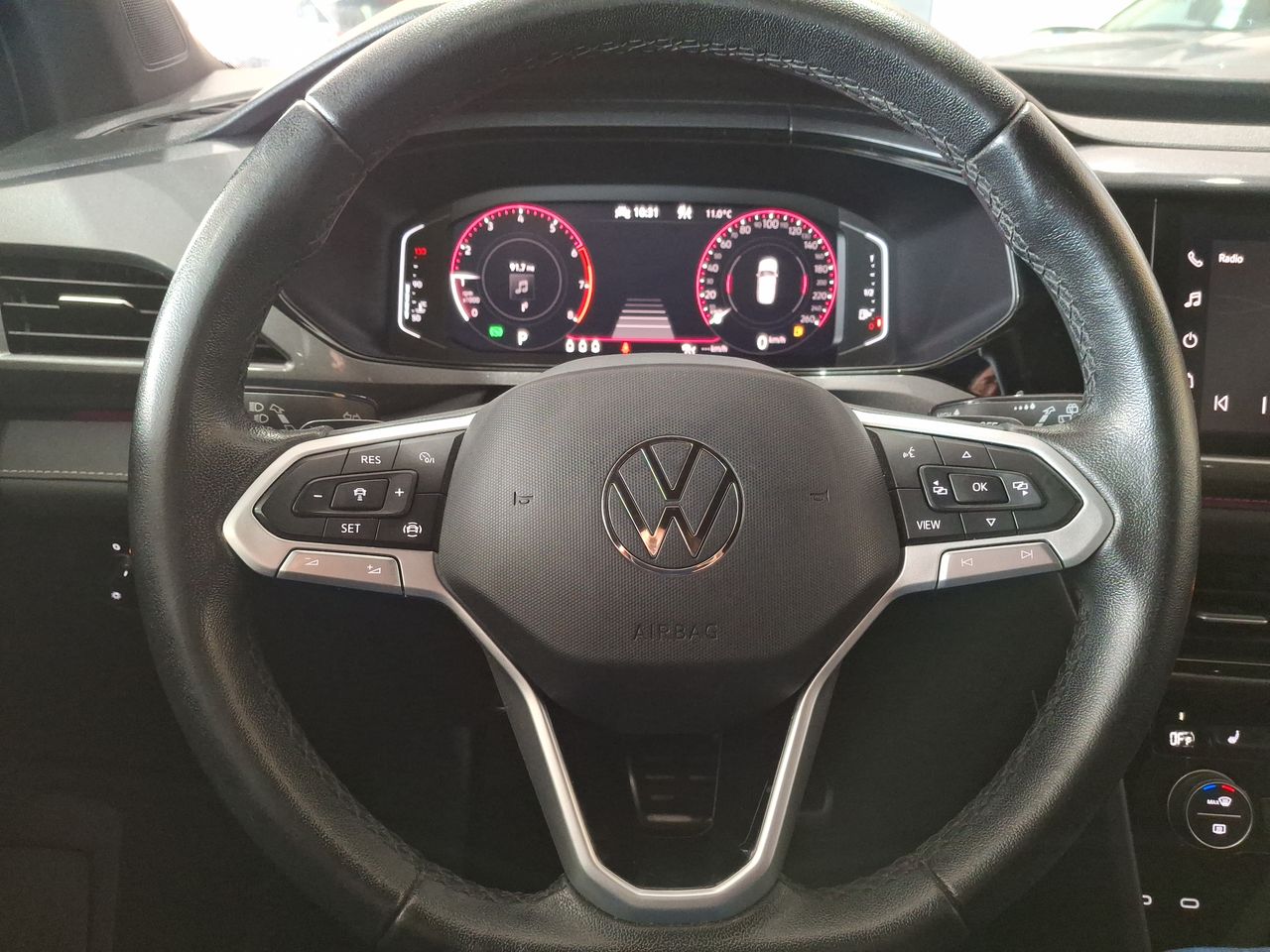 VOLKSWAGEN - 22