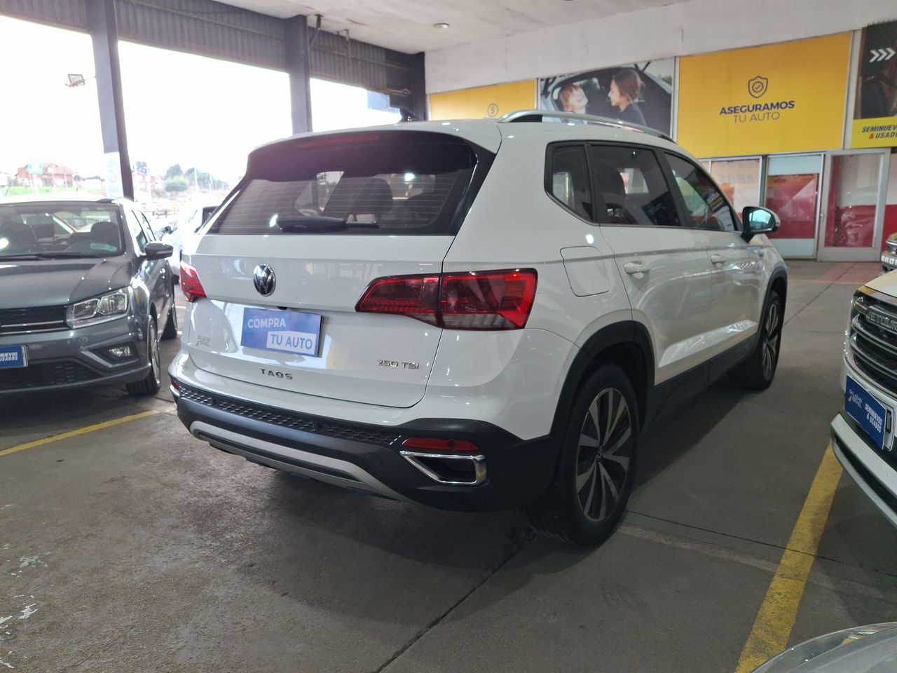 VOLKSWAGEN - 7