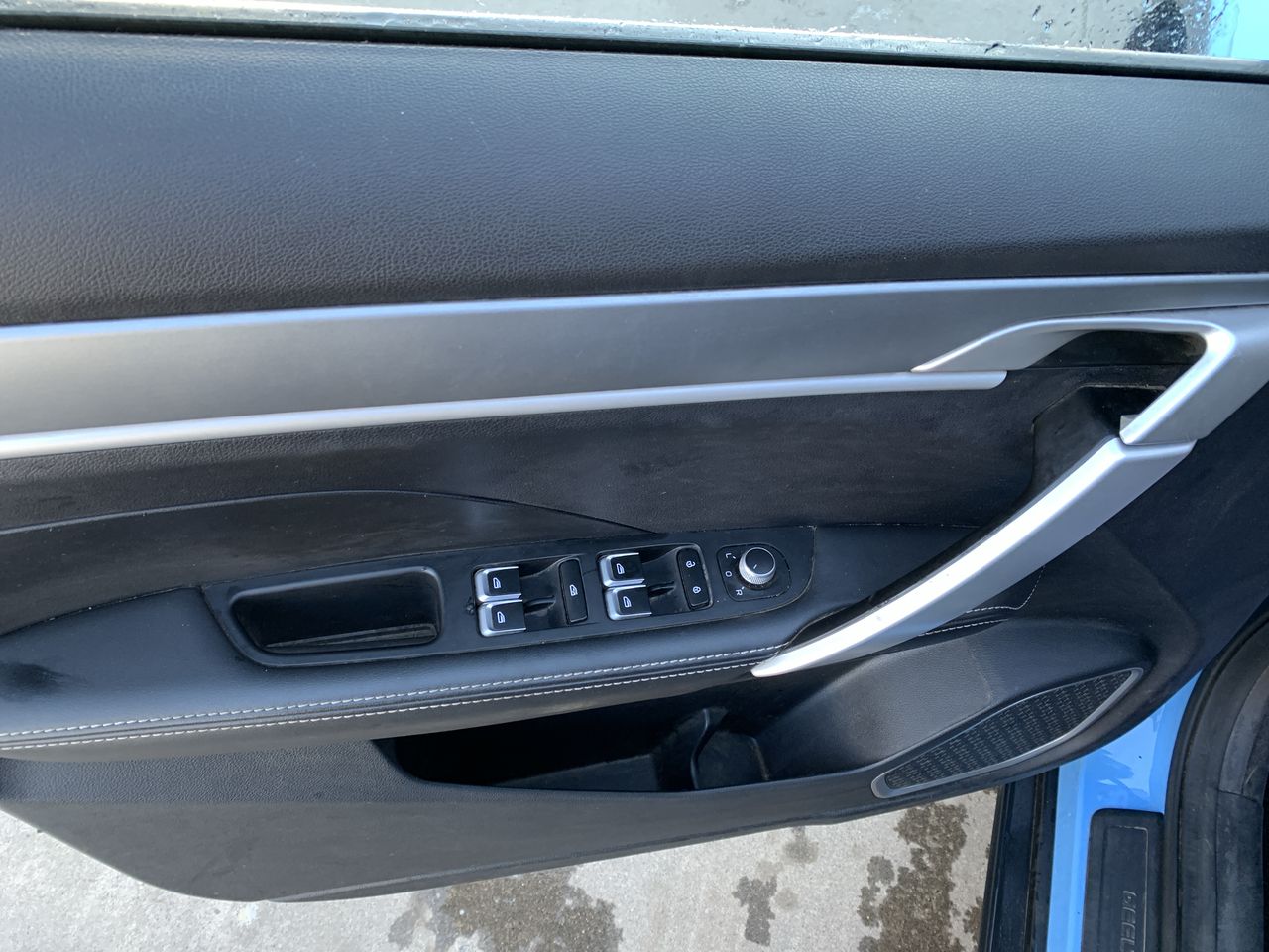 GEELY - 23