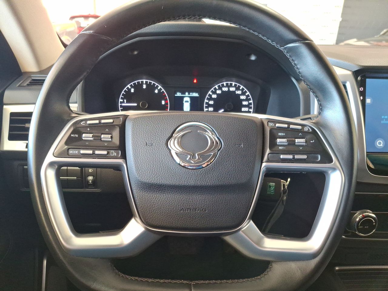 SSANGYONG - 22