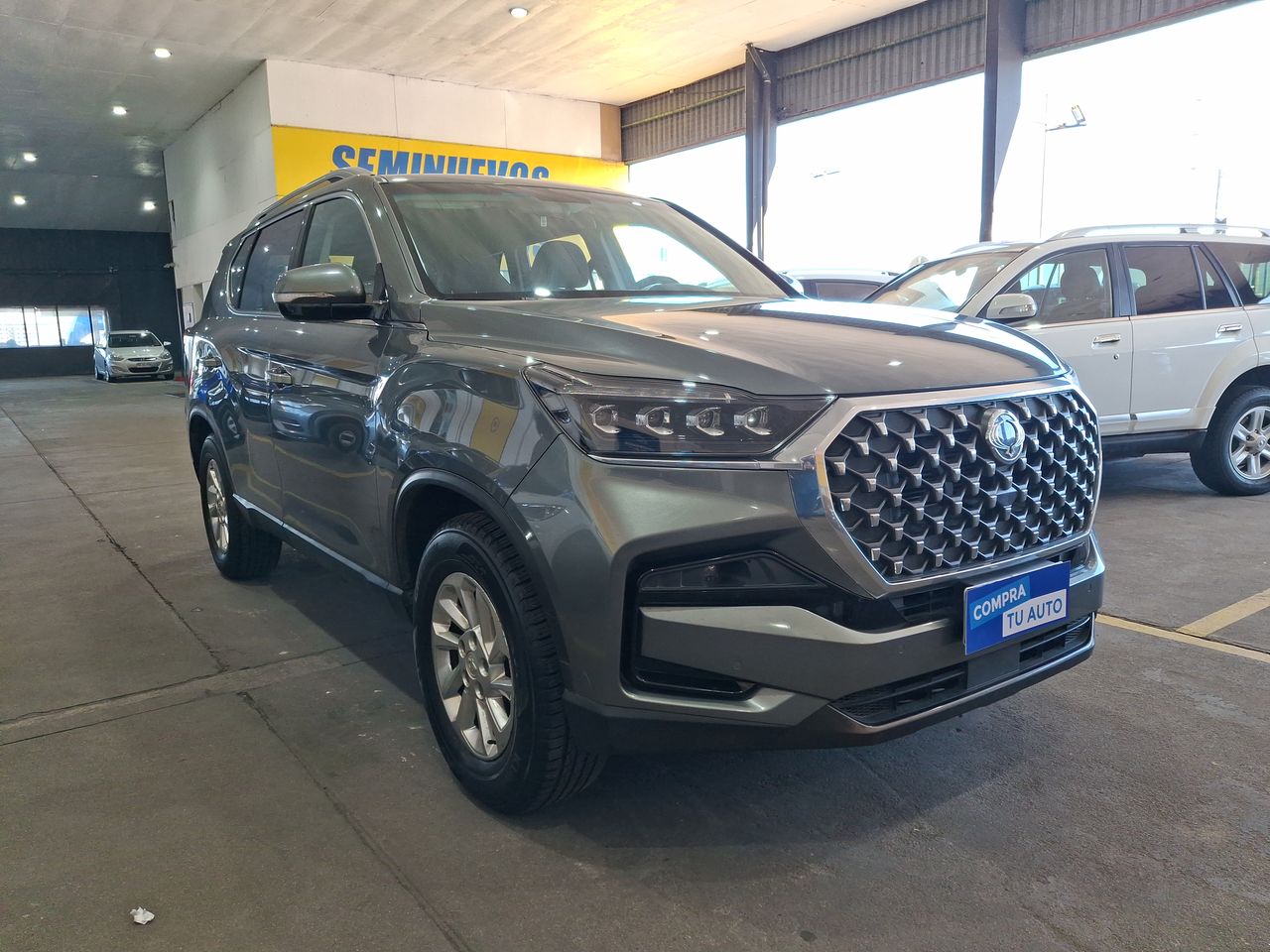 SSANGYONG - 1
