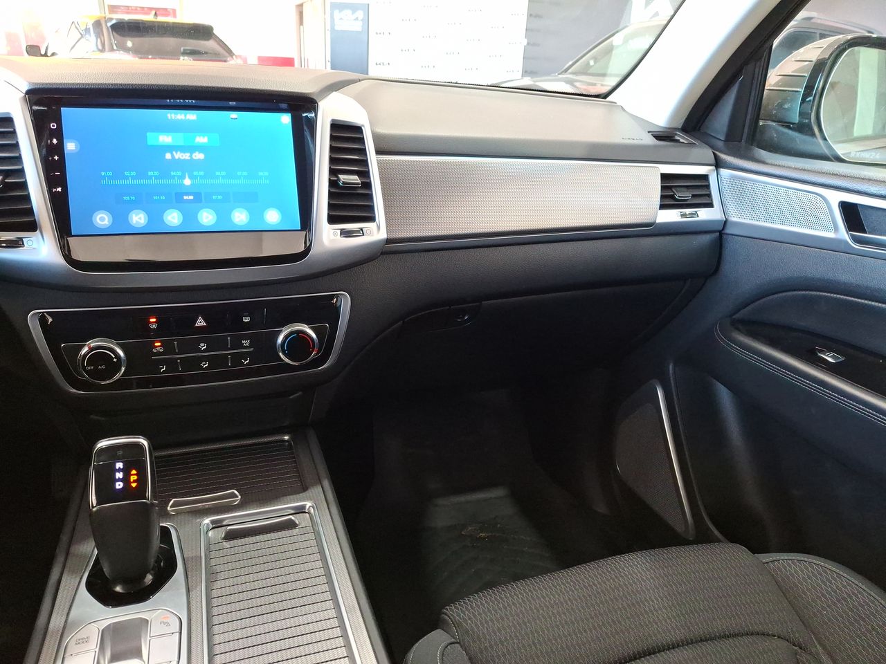 SSANGYONG - 10