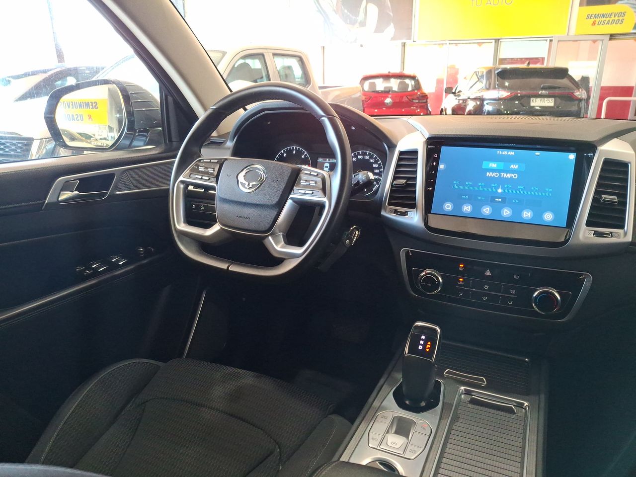 SSANGYONG - 14