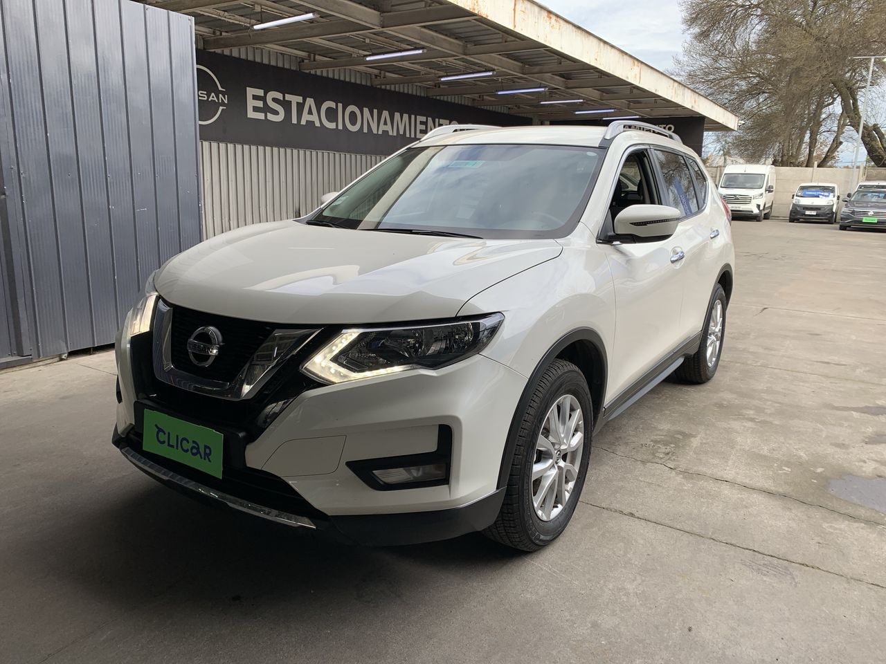 NISSAN - 5