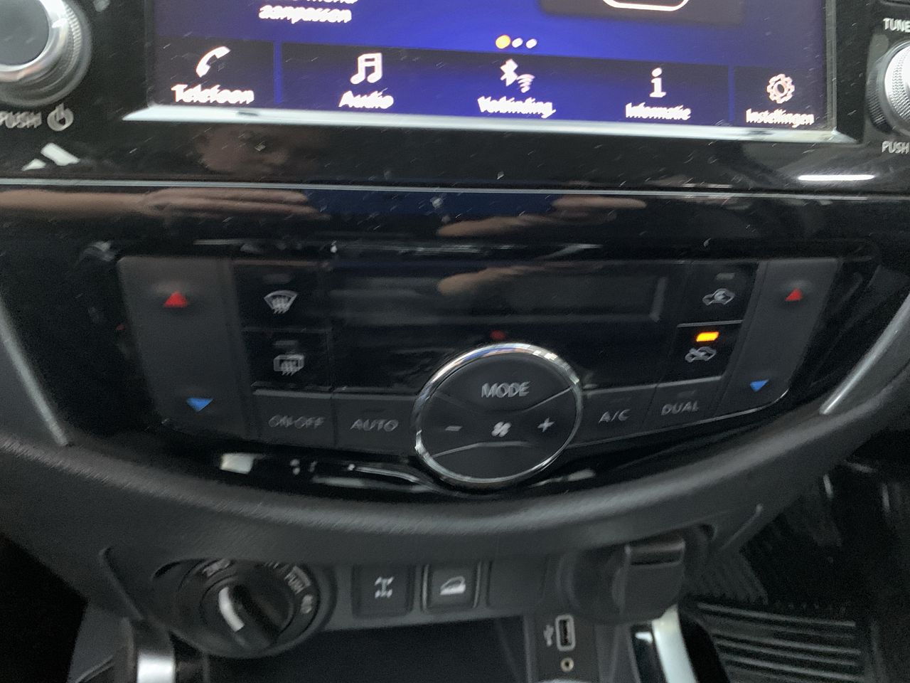 NISSAN - 30