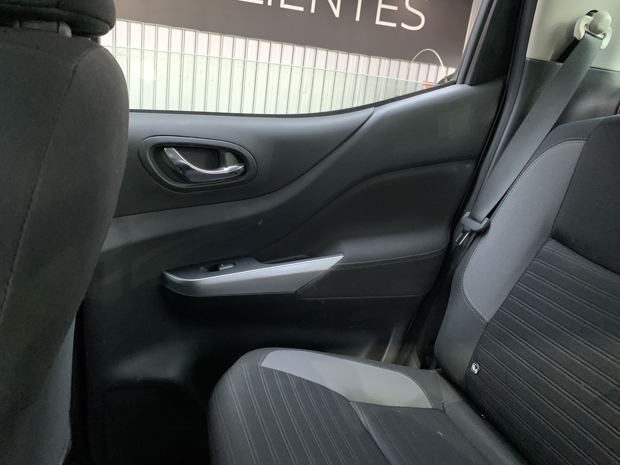 NISSAN - 15
