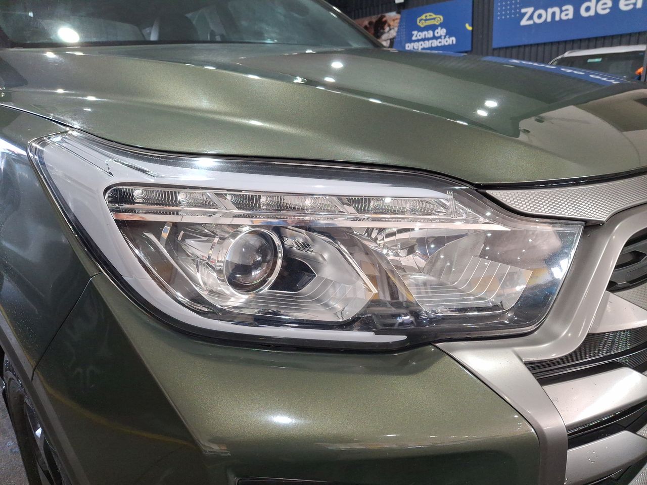 SSANGYONG - 16