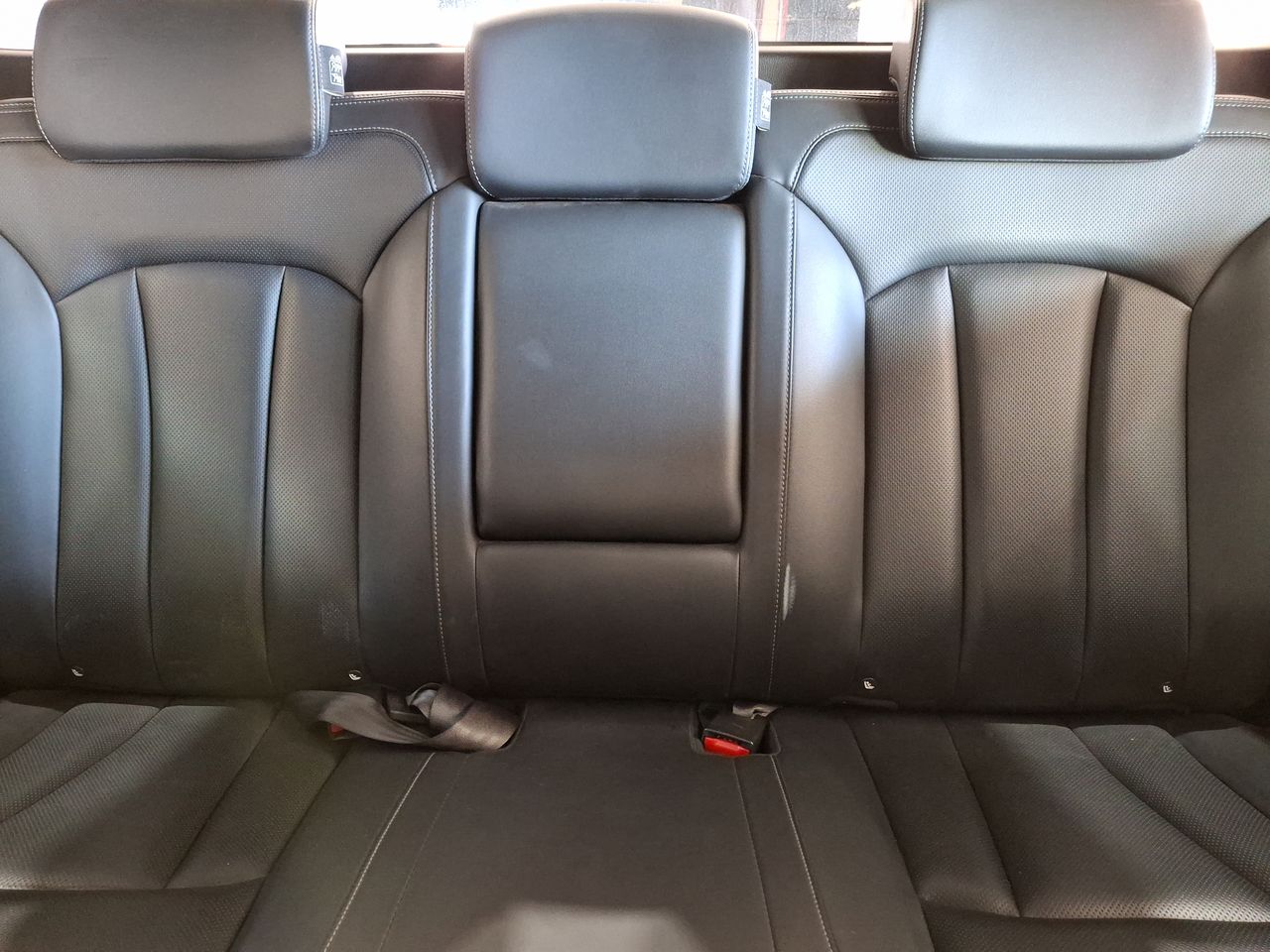 SSANGYONG - 12