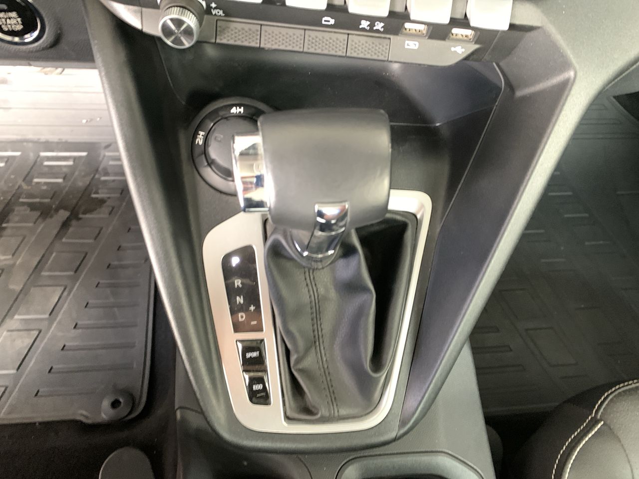 PEUGEOT - 32