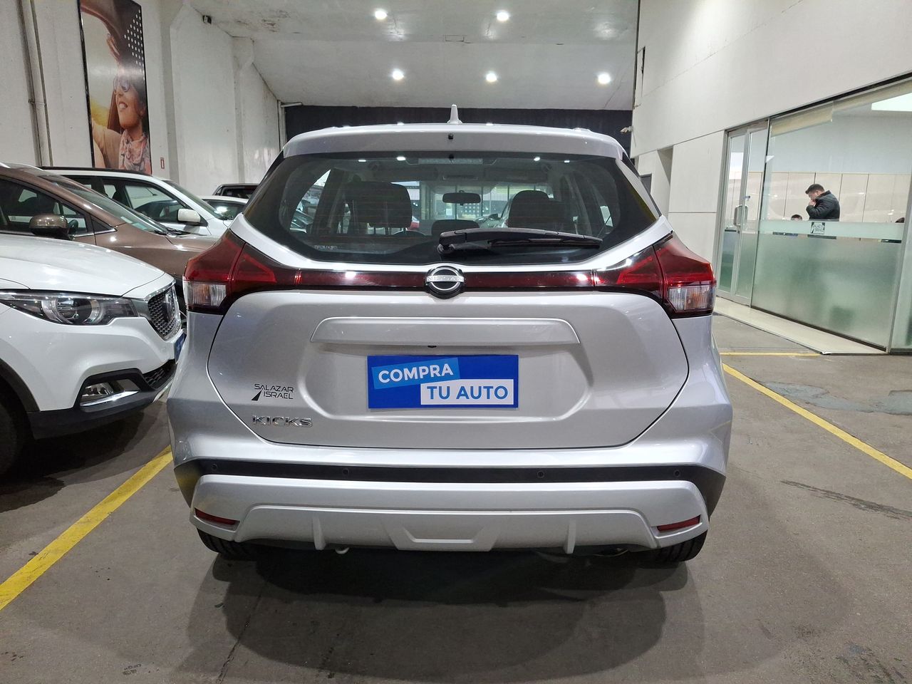 NISSAN - 6