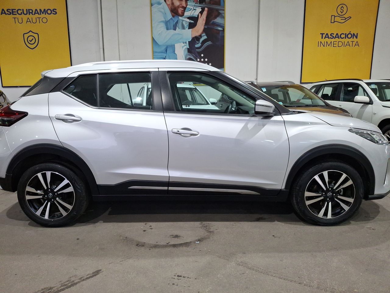NISSAN - 8