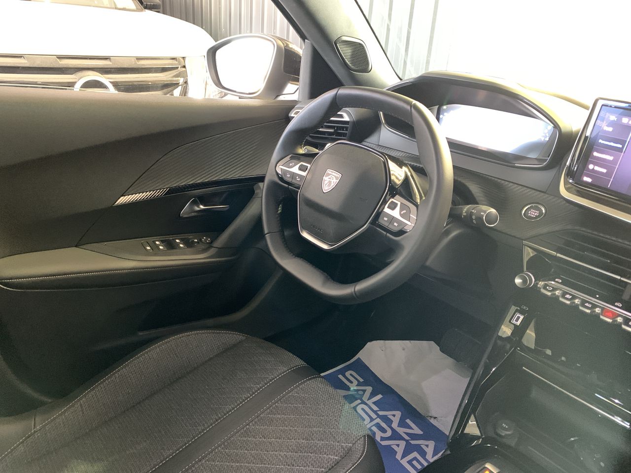 PEUGEOT - 15