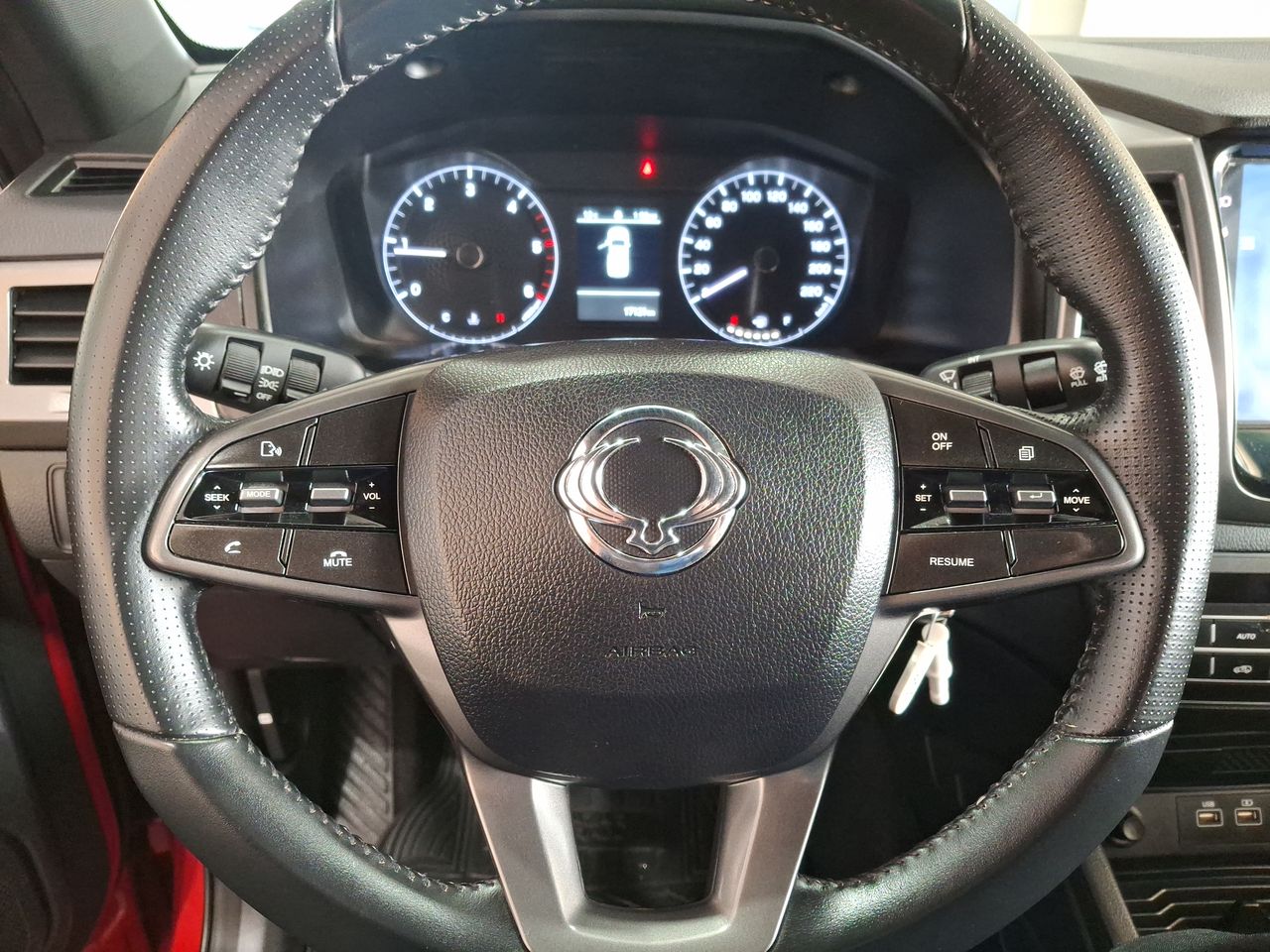 SSANGYONG - 21
