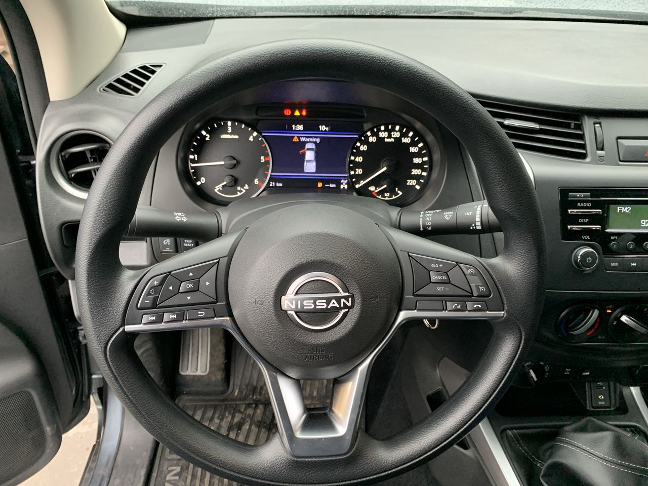 NISSAN - 24