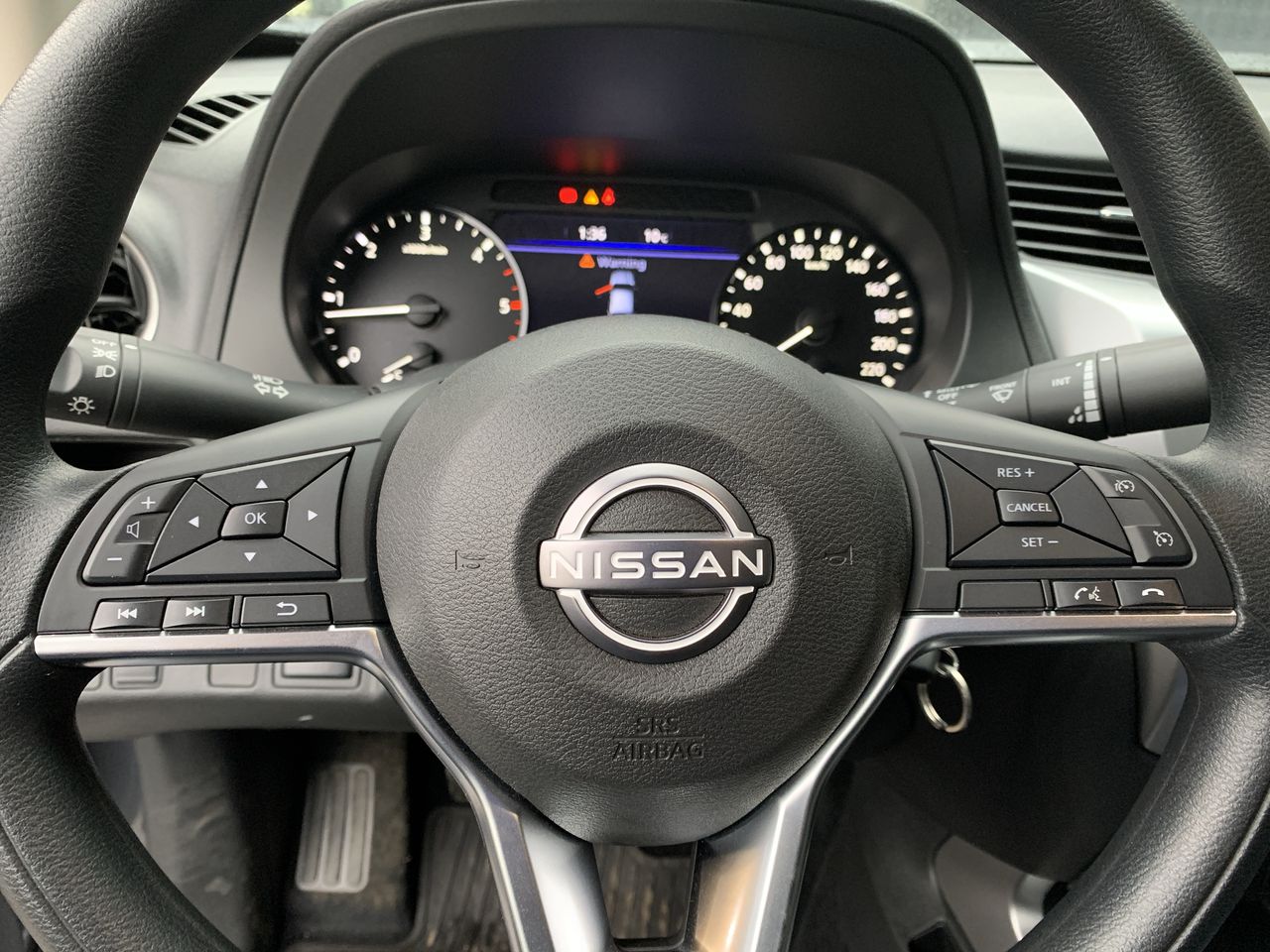 NISSAN - 25
