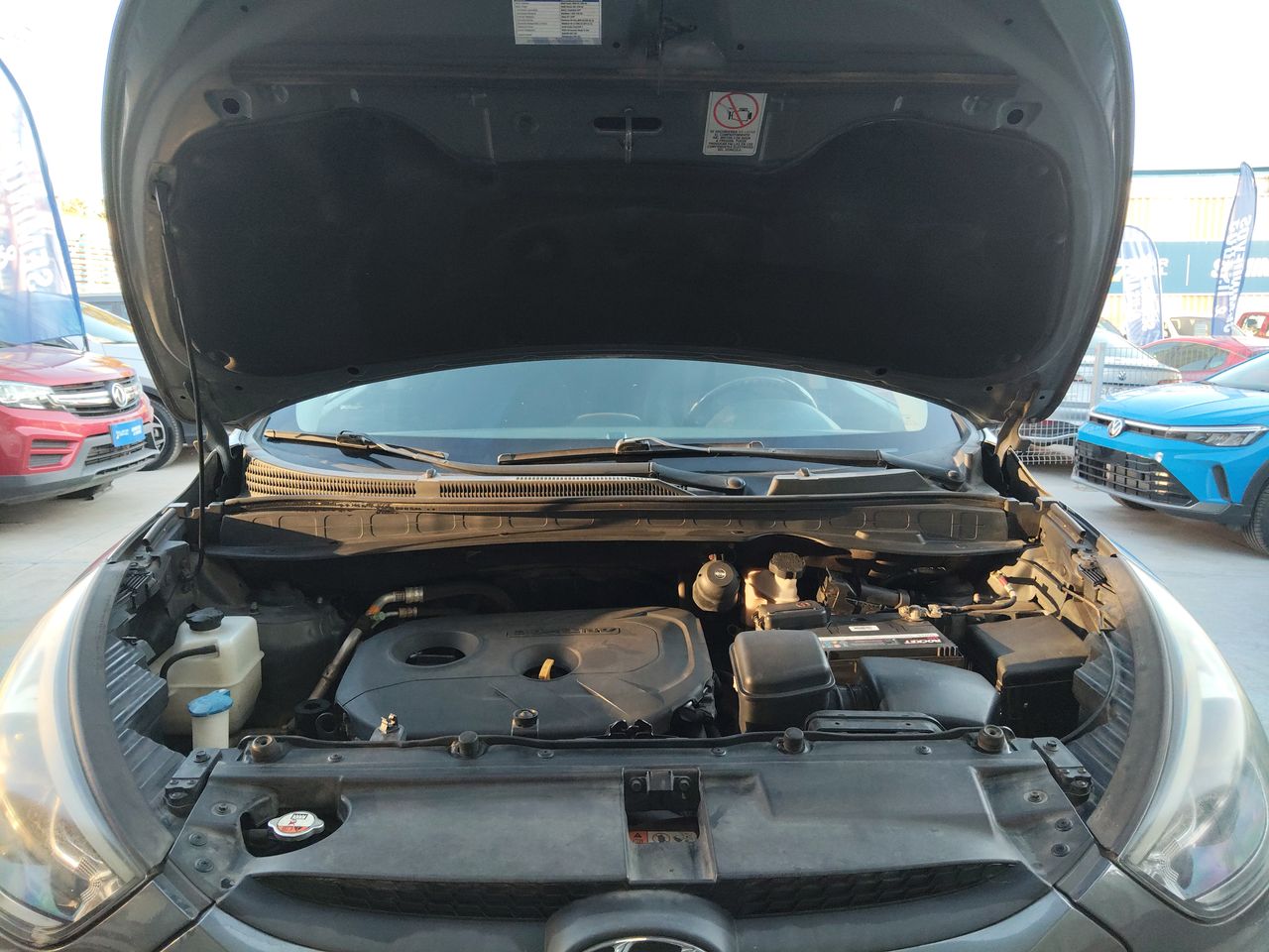 HYUNDAI - 18