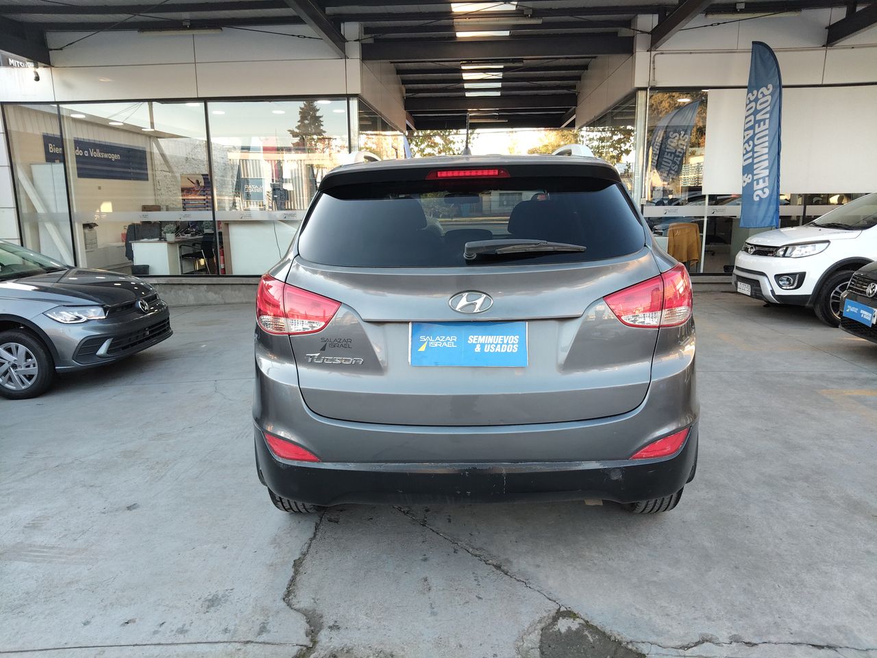 HYUNDAI - 6