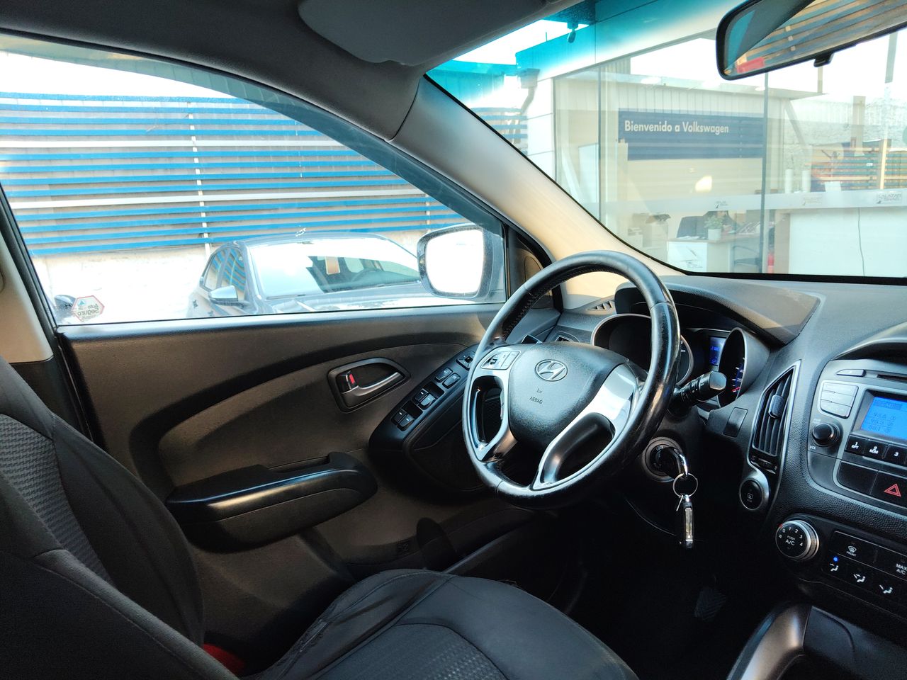 HYUNDAI - 16