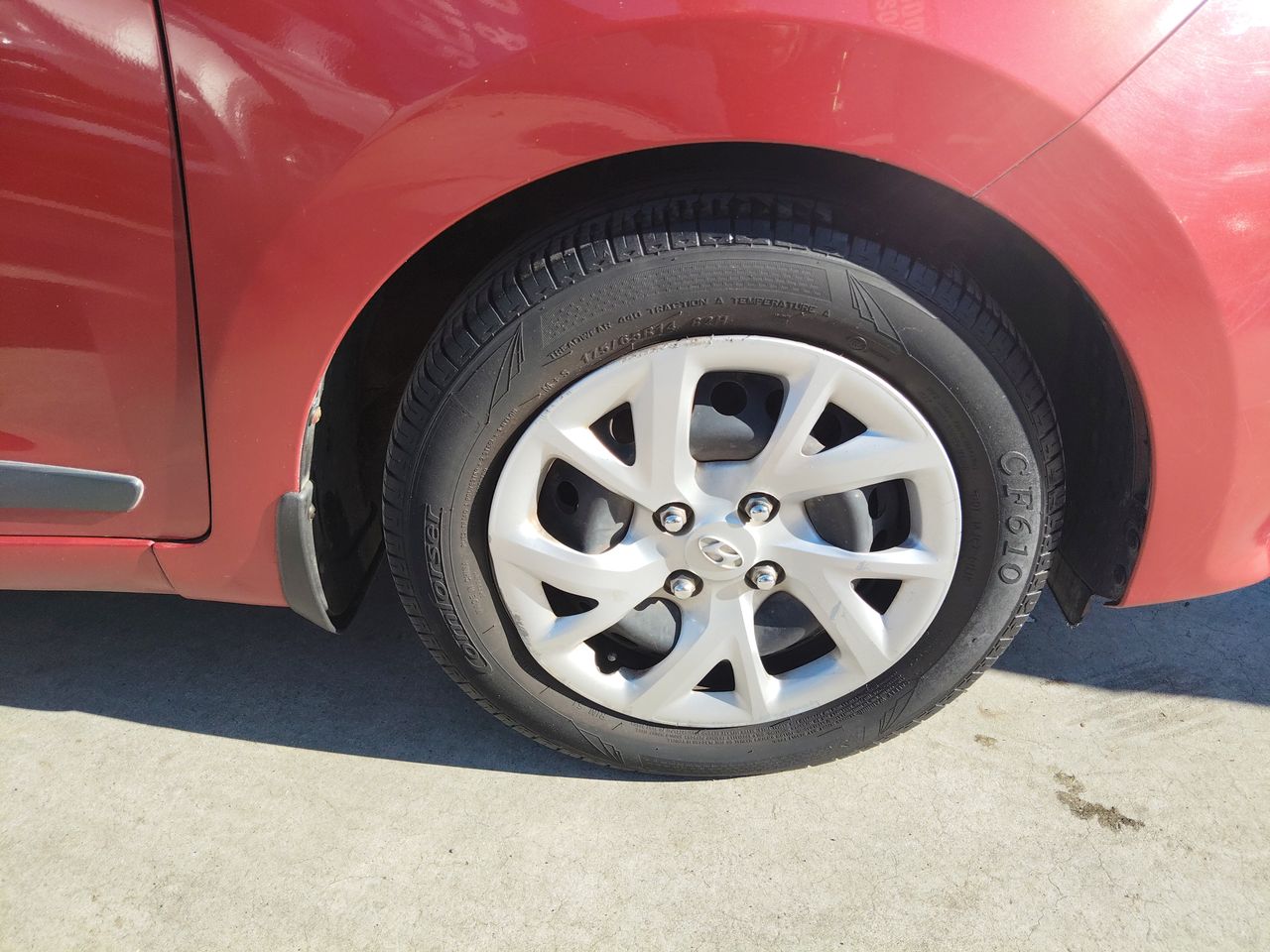 HYUNDAI - 17