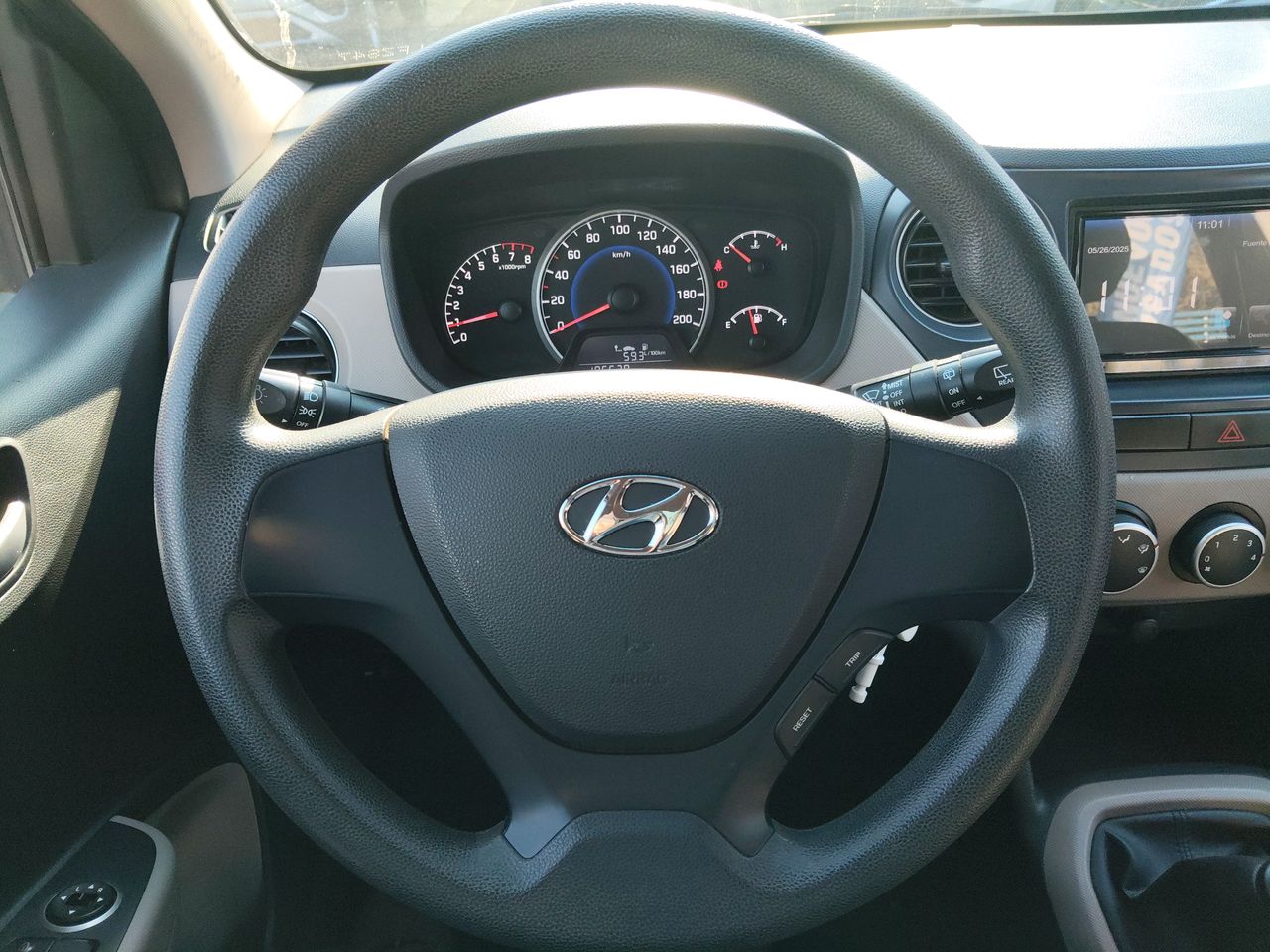 HYUNDAI - 26