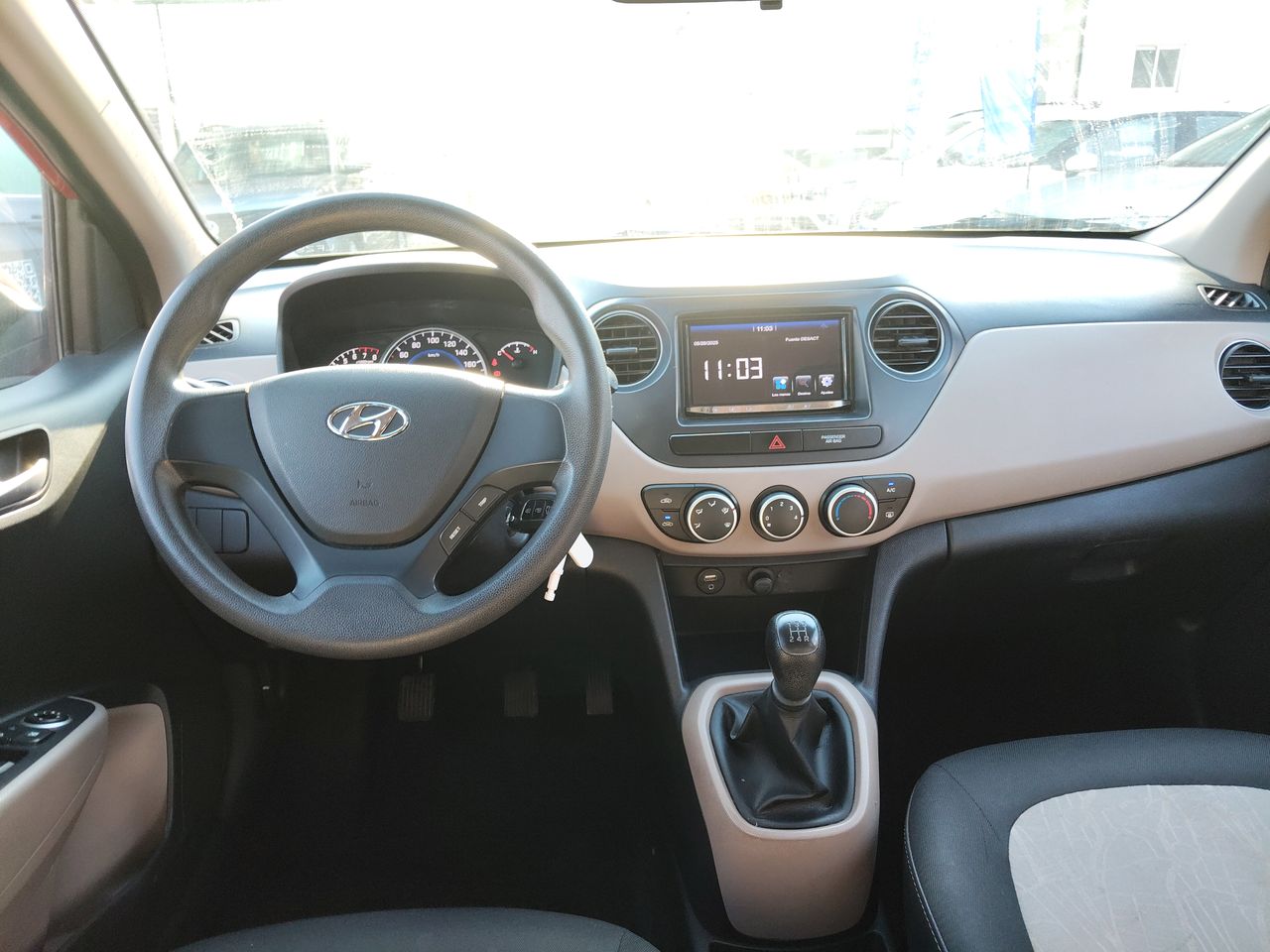 HYUNDAI - 9