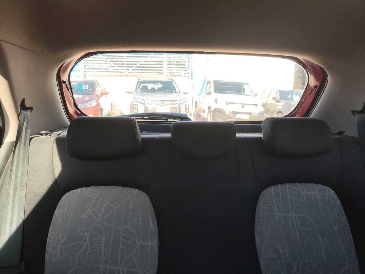 HYUNDAI - 13