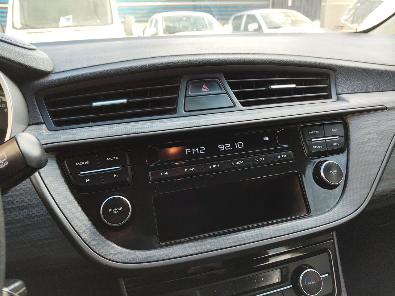 GEELY - 29