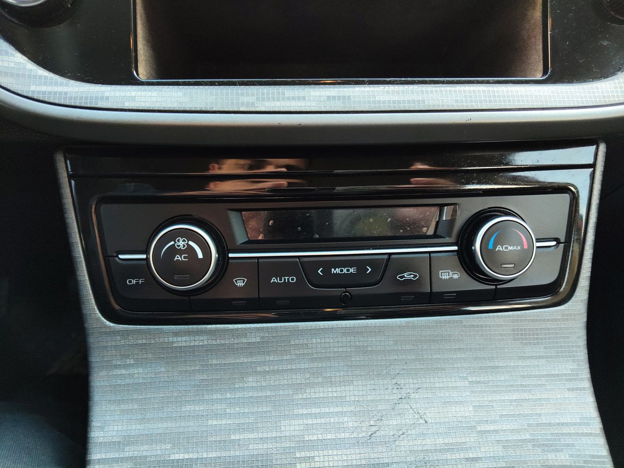 GEELY - 31