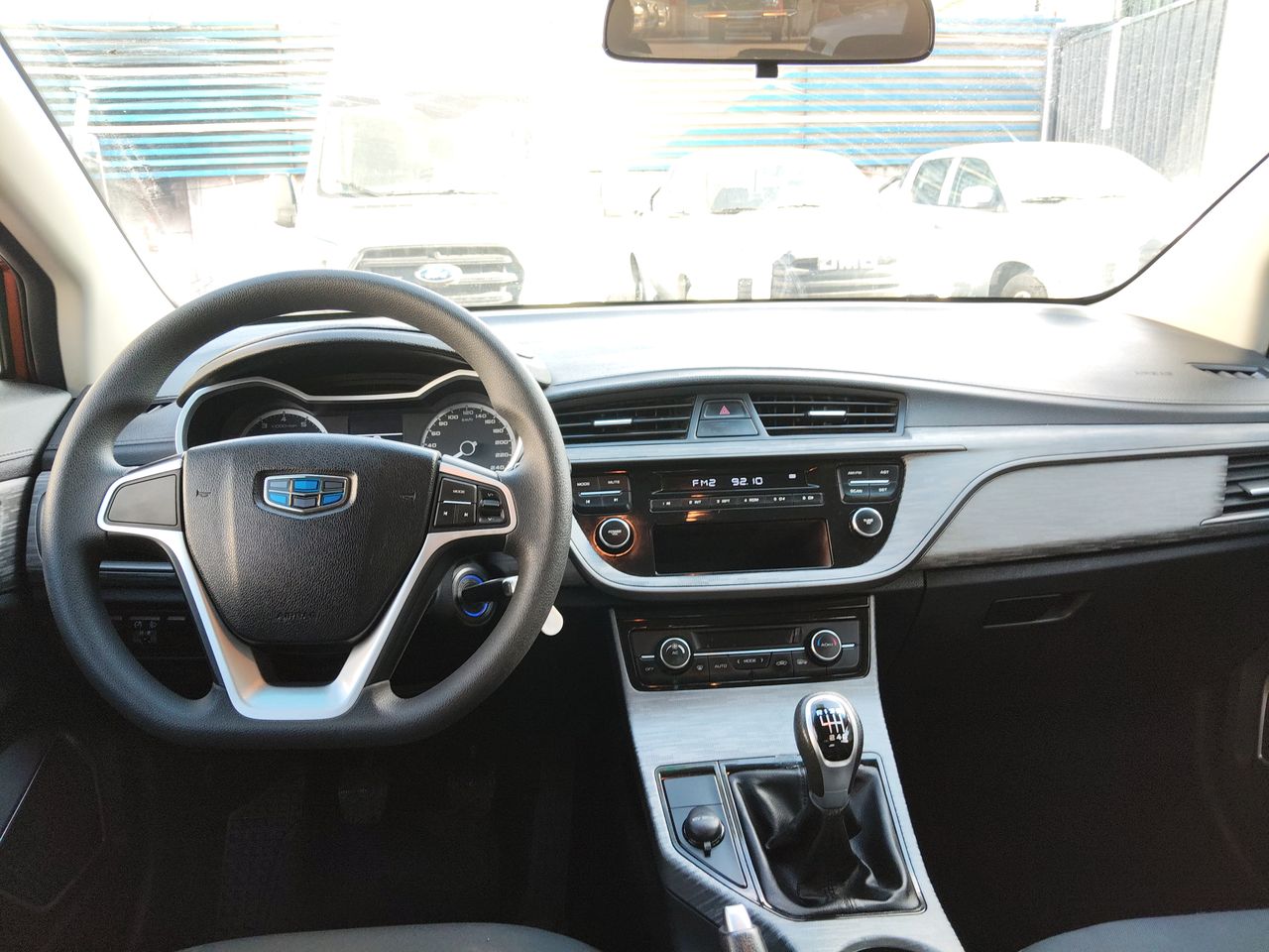 GEELY - 33