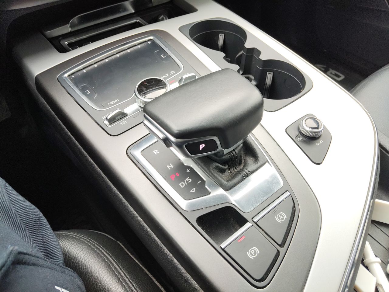 AUDI - 32