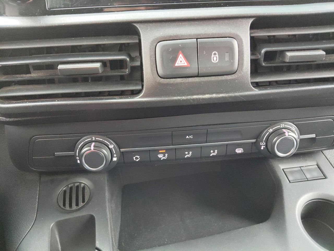 PEUGEOT - 31