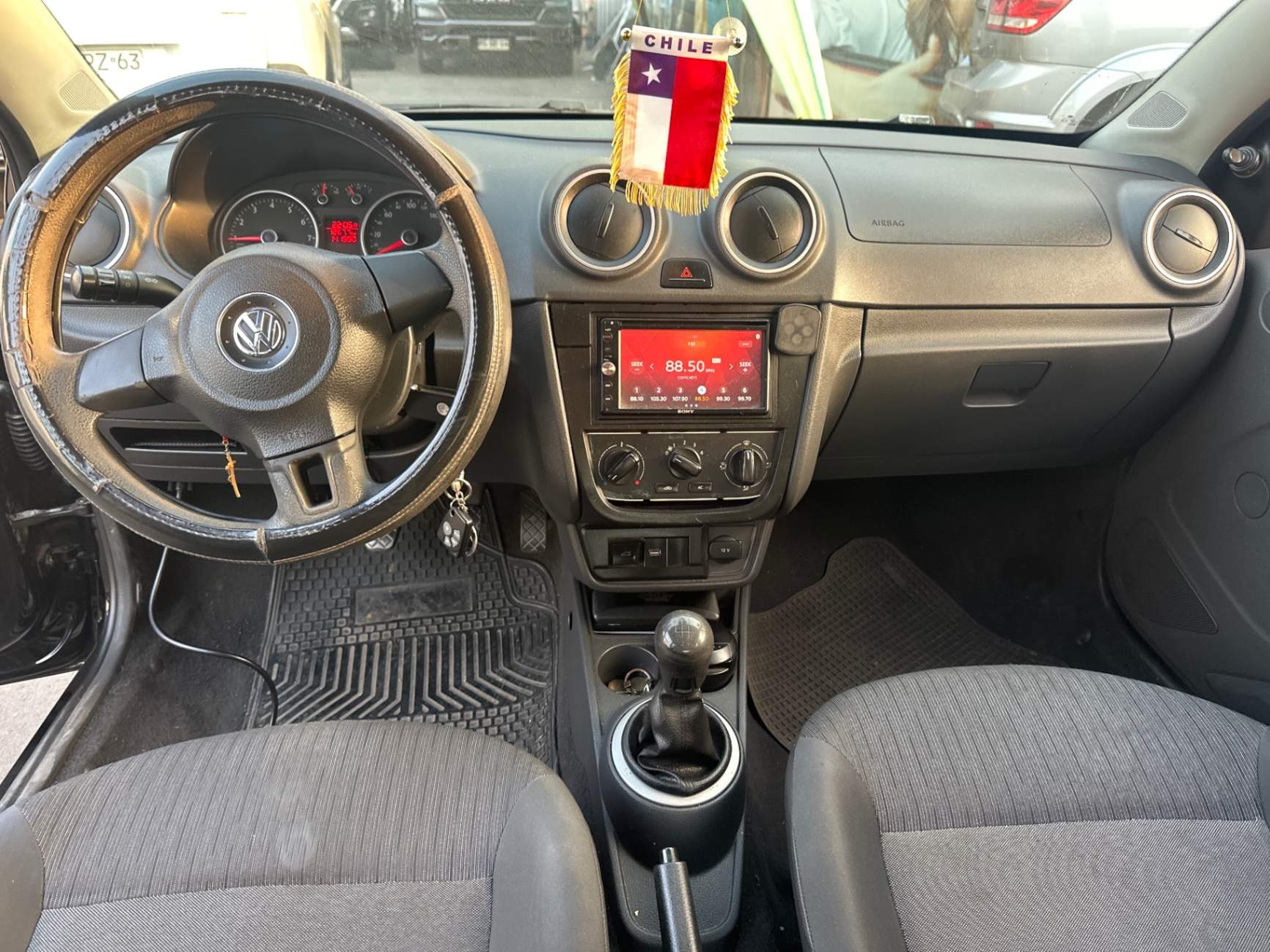 VOLKSWAGEN - 2