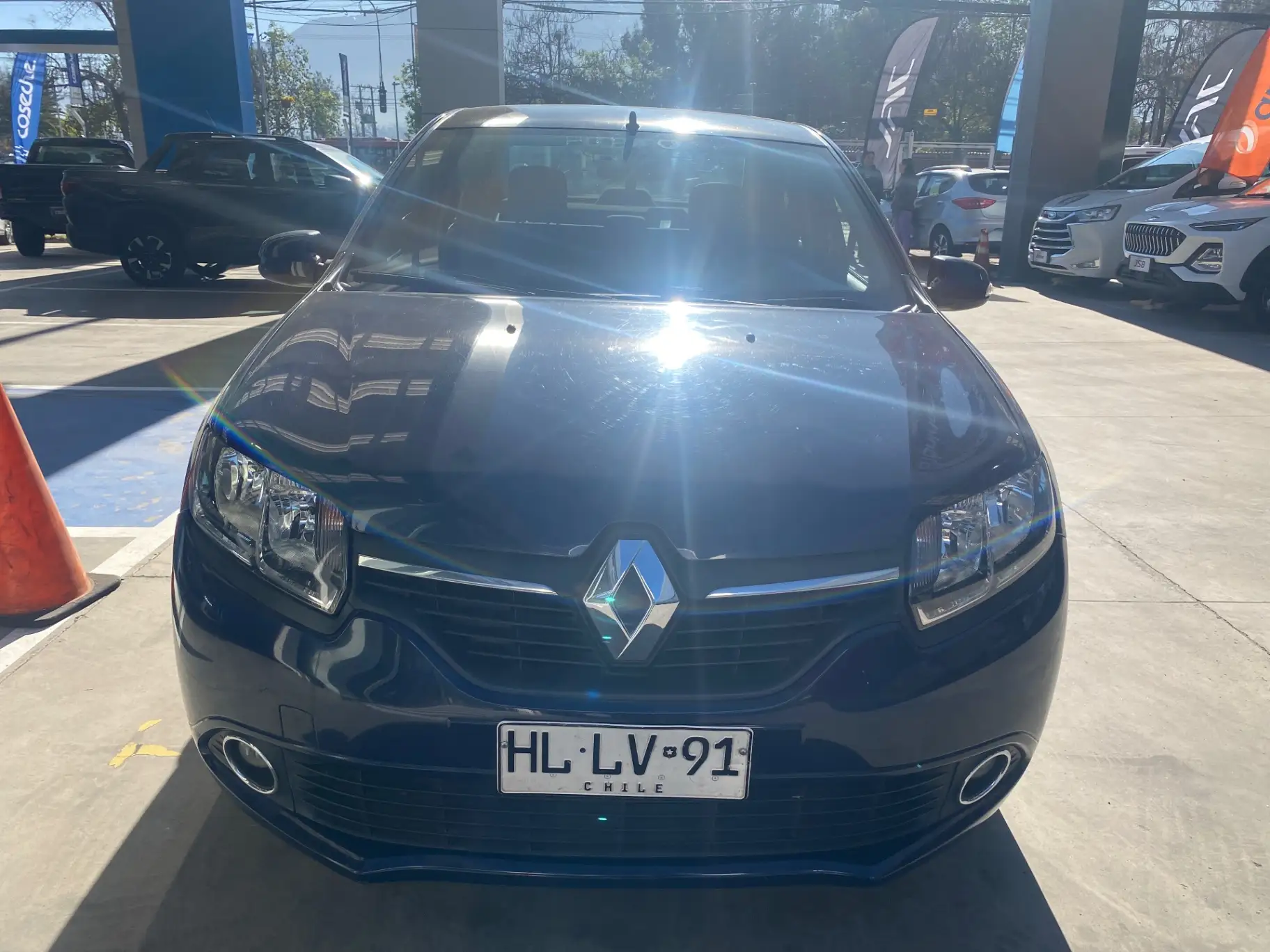RENAULT - 1