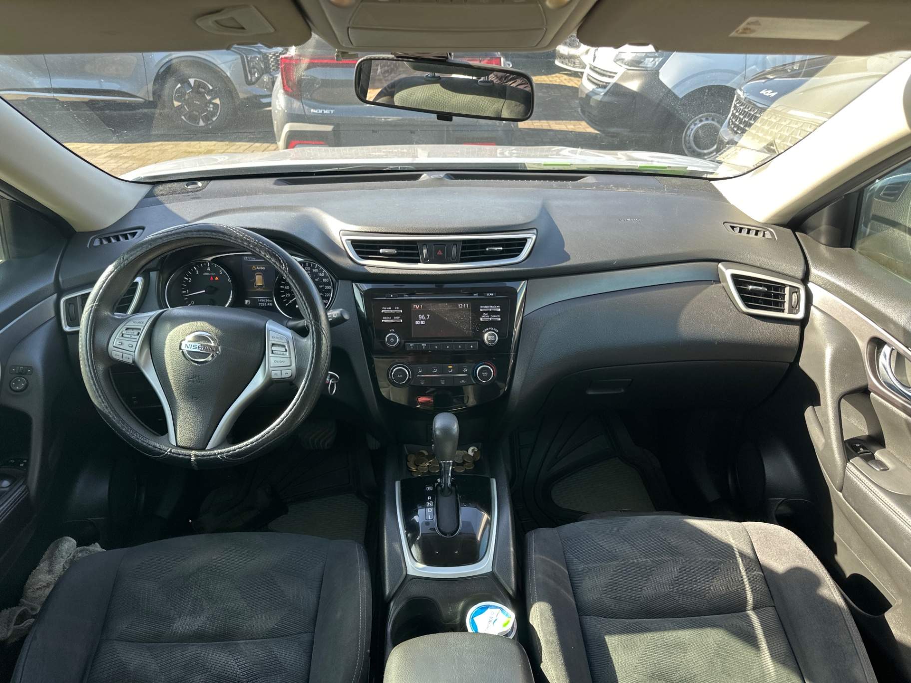NISSAN - 2