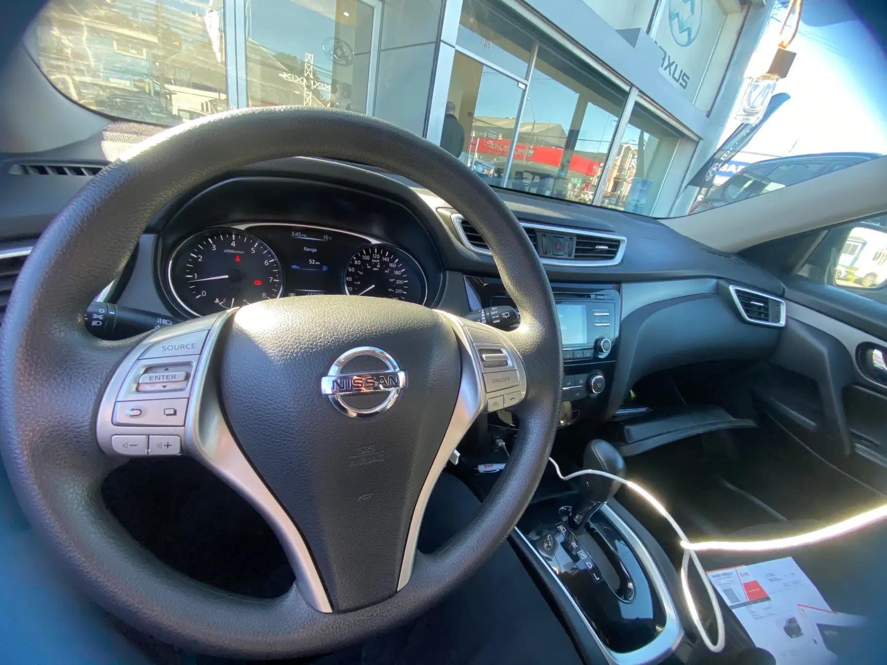 NISSAN - 2