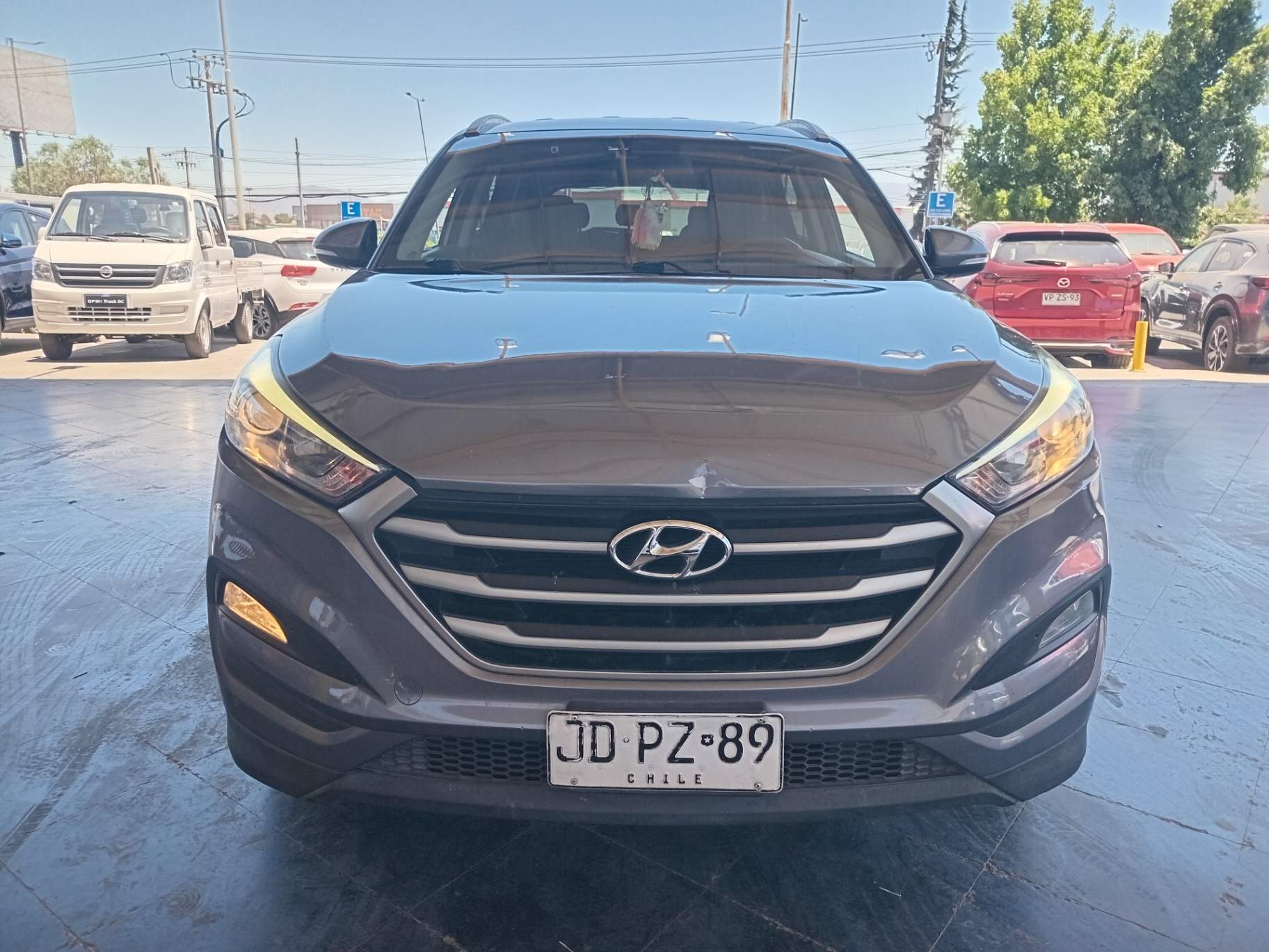 HYUNDAI - 1